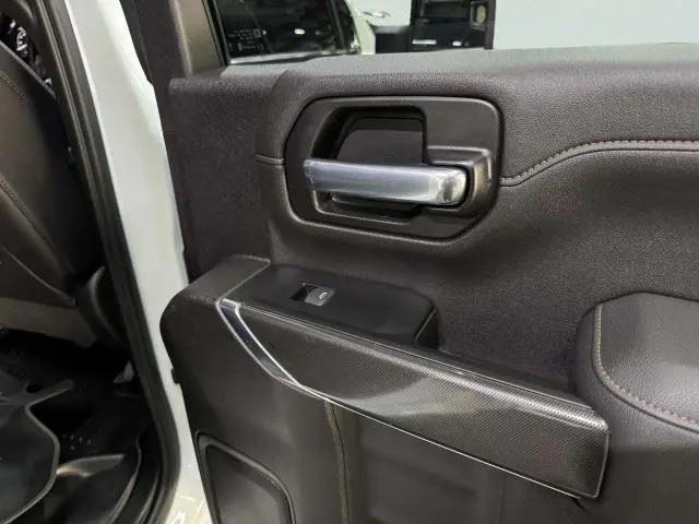 2022 GMC Sierra 2500HD 4WD Crew Cab Standard Bed AT4
