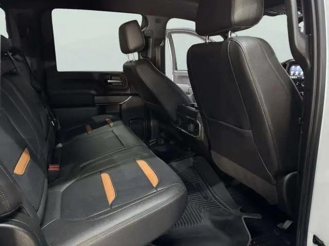 2022 GMC Sierra 2500HD 4WD Crew Cab Standard Bed AT4