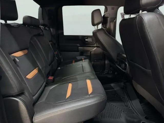 2022 GMC Sierra 2500HD 4WD Crew Cab Standard Bed AT4