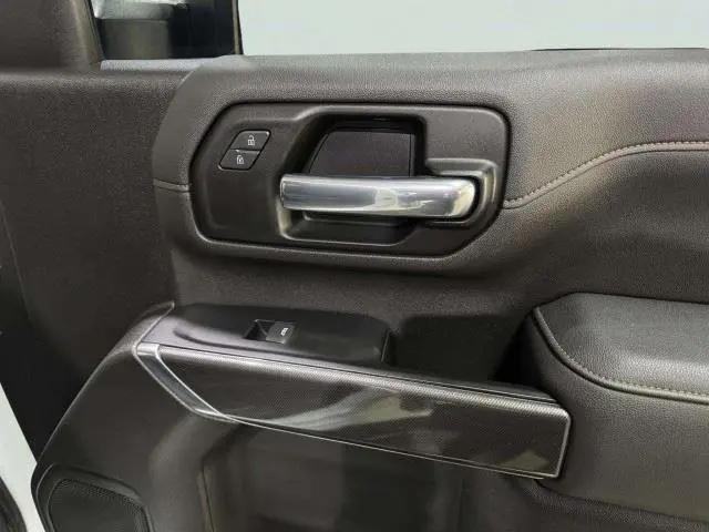 2022 GMC Sierra 2500HD 4WD Crew Cab Standard Bed AT4
