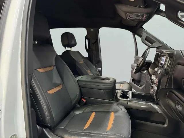 2022 GMC Sierra 2500HD 4WD Crew Cab Standard Bed AT4