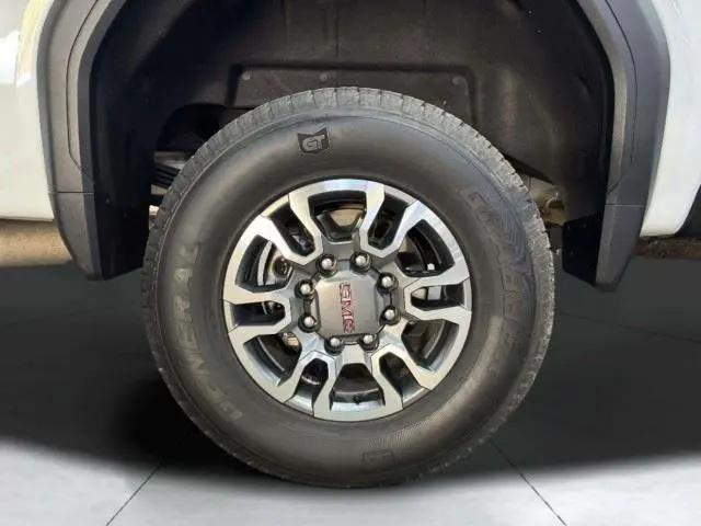 2022 GMC Sierra 2500HD 4WD Crew Cab Standard Bed AT4