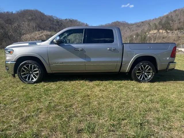 2025 Ram 1500 Limited Crew Cab 4x4 5'7" Box