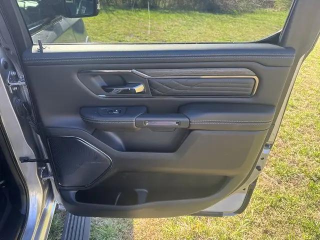 2025 Ram 1500 Limited Crew Cab 4x4 5'7" Box