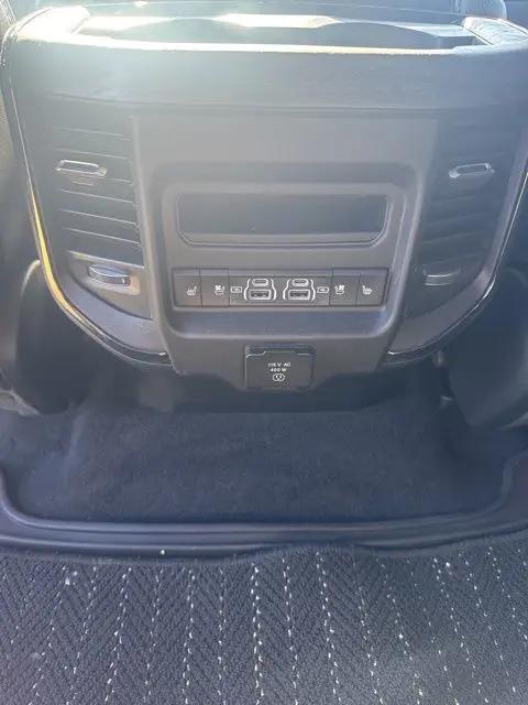 2025 Ram 1500 Limited Crew Cab 4x4 5'7" Box