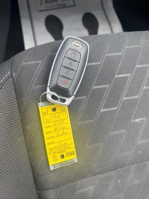 2023 Nissan Kicks SV Xtronic CVT