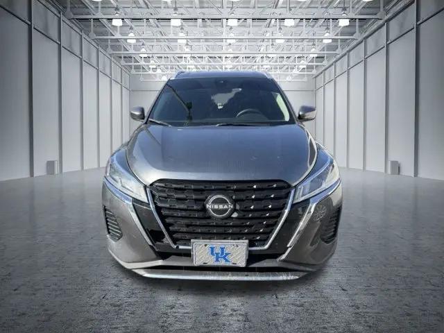 2023 Nissan Kicks SV Xtronic CVT