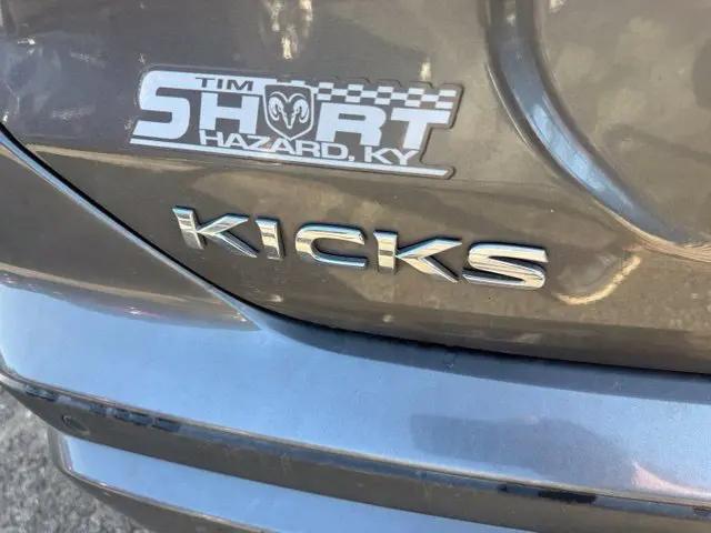 2023 Nissan Kicks SV Xtronic CVT