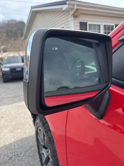 2022 Chevrolet Silverado 1500 4WD Crew Cab Standard Bed LT