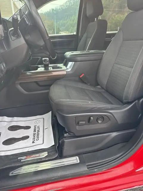2022 Chevrolet Silverado 1500 4WD Crew Cab Standard Bed LT