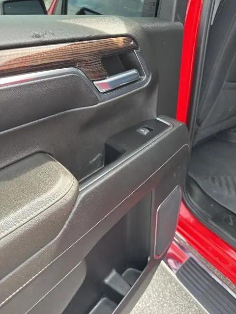 2022 Chevrolet Silverado 1500 4WD Crew Cab Standard Bed LT