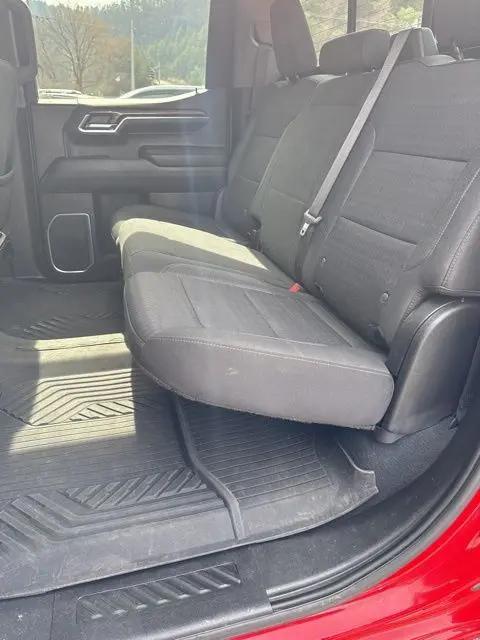 2022 Chevrolet Silverado 1500 4WD Crew Cab Standard Bed LT