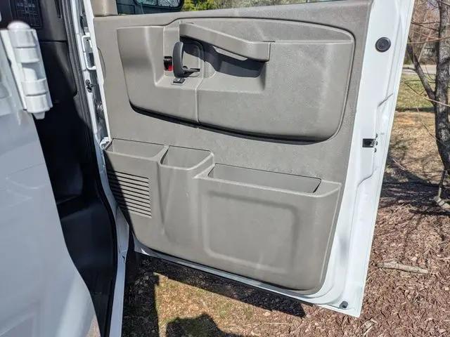 2026 Chevrolet Express Cargo Van 2500 Regular Wheelbase, WT, RWD