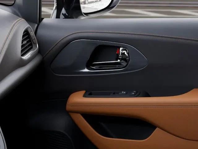2026 Chrysler Pacifica Pinnacle AWD