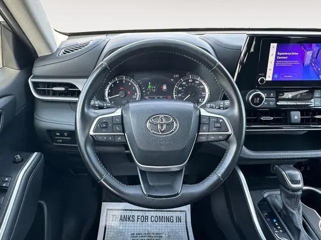 2024 Toyota Highlander LE