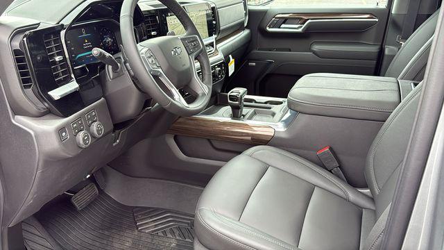 2026 Chevrolet Silverado 1500 4WD Crew Cab Short Bed LT Trail Boss