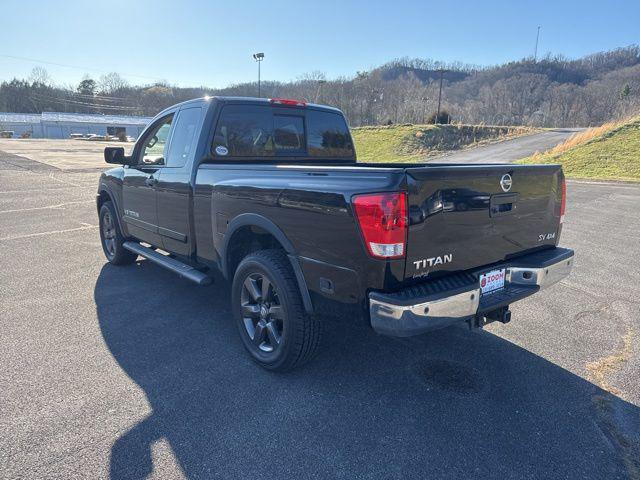 2015 Nissan Titan SV