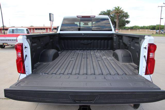 2026 Chevrolet Silverado 3500HD Crew Cab, Long Bed, LT Dual Rear Wheel, RWD