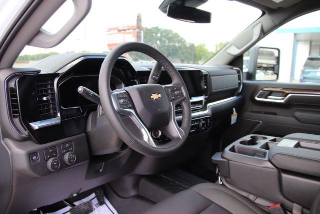 2026 Chevrolet Silverado 3500HD Crew Cab, Long Bed, LT Dual Rear Wheel, RWD