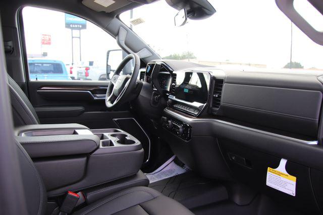 2026 Chevrolet Silverado 3500HD Crew Cab, Long Bed, LT Dual Rear Wheel, RWD