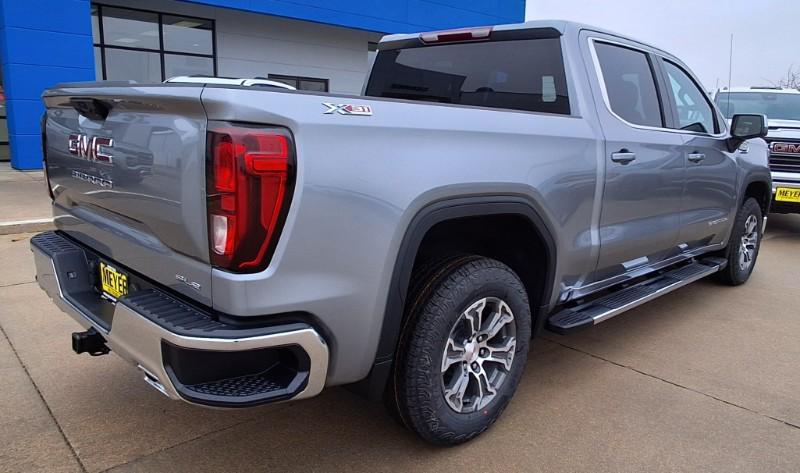 2026 GMC Sierra 1500 Crew Cab, Short Bed, SLE, 4WD