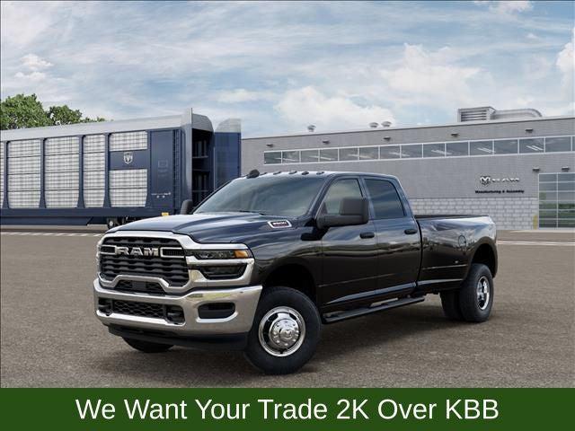 2026 Ram 3500 Tradesman Crew Cab 4x4 8' Box for sale in Columbiana, OH