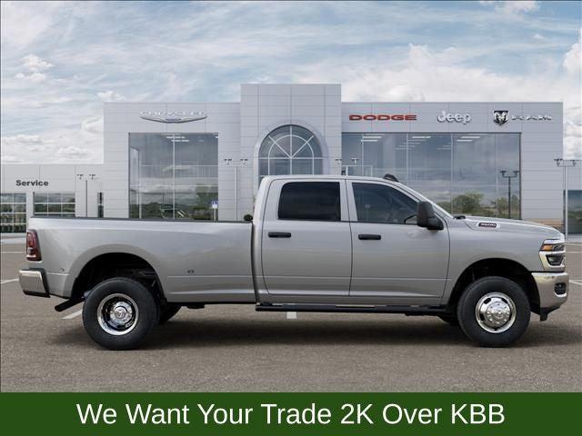 2026 Ram 3500 Tradesman Crew Cab 4x4 8' Box