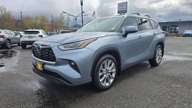 2022 Toyota Highlander Limited for sale in Cottage Grove, OR