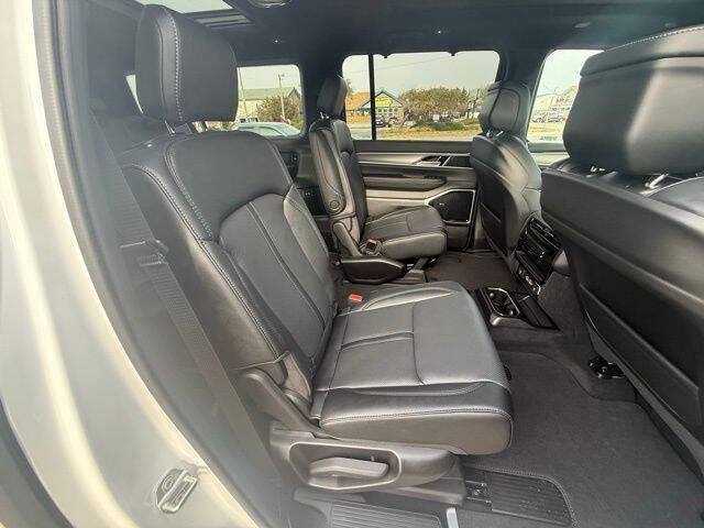 2026 Jeep Grand Wagoneer L Limited Reserve 4x4