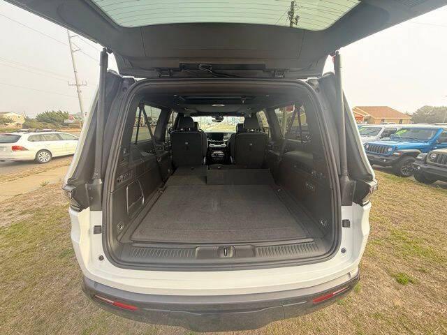 2026 Jeep Grand Wagoneer L Limited Reserve 4x4