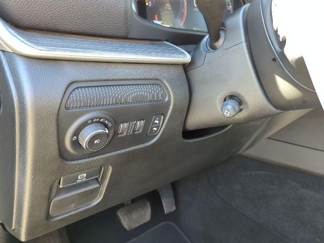 2023 Jeep Wagoneer Series III 4x4