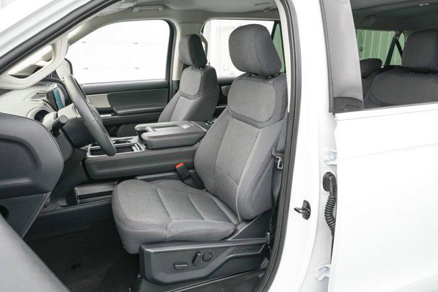 2025 Ford Expedition Active MAX