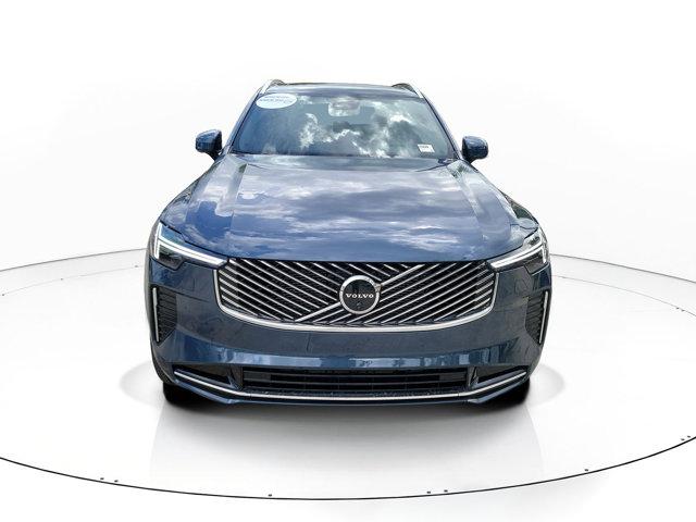 2026 Volvo XC90 Plus, B6 AWD Gas (mild hybrid), Gasoline, Bright, 7 Seats