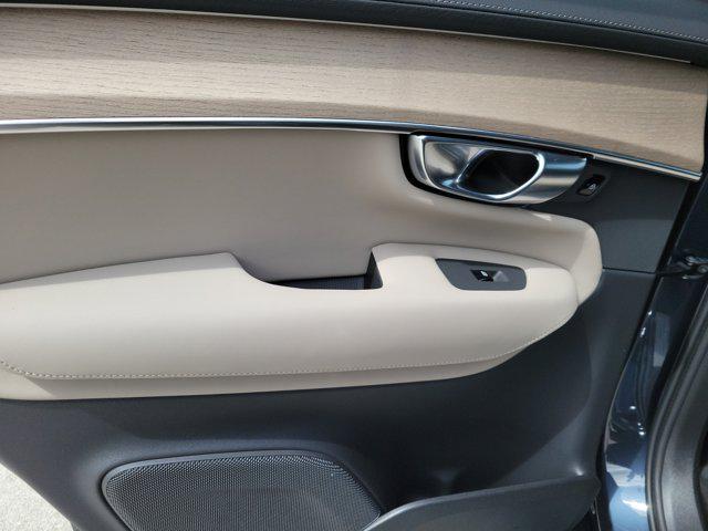 2026 Volvo XC90 Plus, B6 AWD Gas (mild hybrid), Gasoline, Bright, 7 Seats