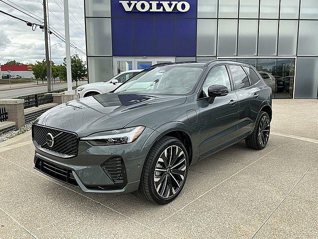 2026 Volvo XC60 Plug-In Hybrid Ultra, T8 AWD Electric/Gasoline, Dark