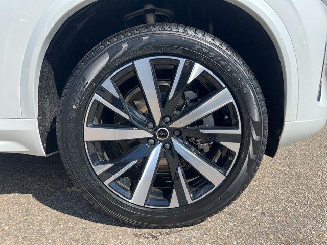 2026 Volvo XC90 Core, B5 AWD Gas (mild hybrid), Gasoline, Bright, 7 Seats