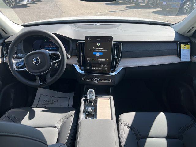 2026 Volvo XC90 Core, B5 AWD Gas (mild hybrid), Gasoline, Bright, 7 Seats