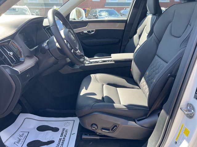 2026 Volvo XC90 Core, B5 AWD Gas (mild hybrid), Gasoline, Bright, 7 Seats