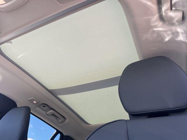 2026 Volvo XC90 Core, B5 AWD Gas (mild hybrid), Gasoline, Bright, 7 Seats