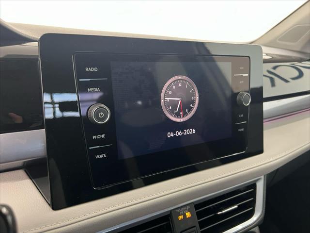 2026 Volkswagen Taos SEL