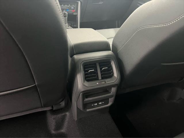 2026 Volkswagen Taos SEL