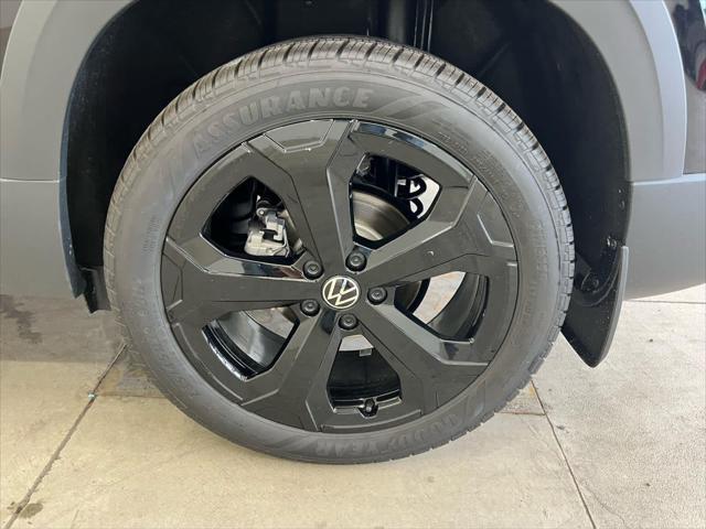 2026 Volkswagen Taos SEL