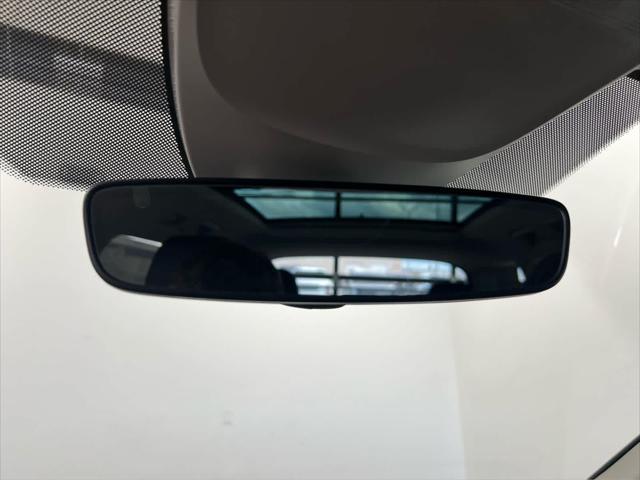 2026 Volkswagen Taos SEL