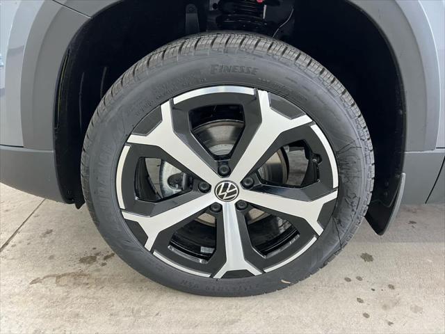 2026 Volkswagen Taos SEL