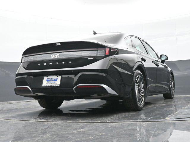 2025 Hyundai Sonata Hybrid Limited