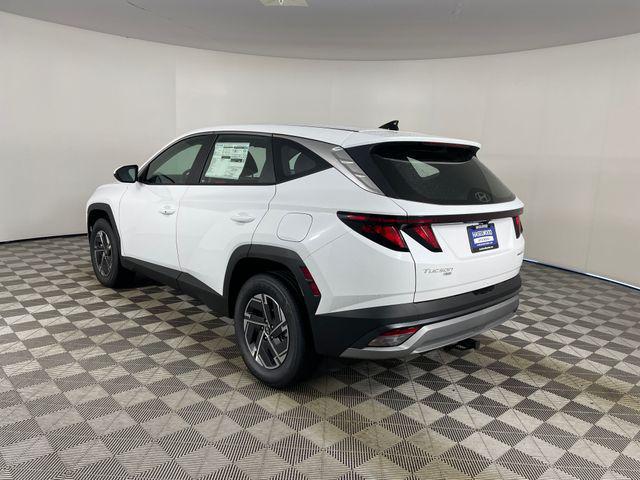 2026 Hyundai Tucson Hybrid Blue SE