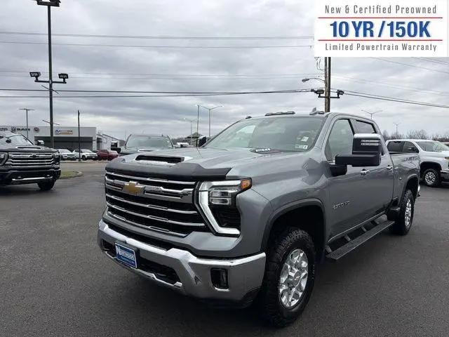 2024 Chevrolet Silverado 2500HD 4WD Crew Cab Standard Bed LTZ for sale in Summersville, WV