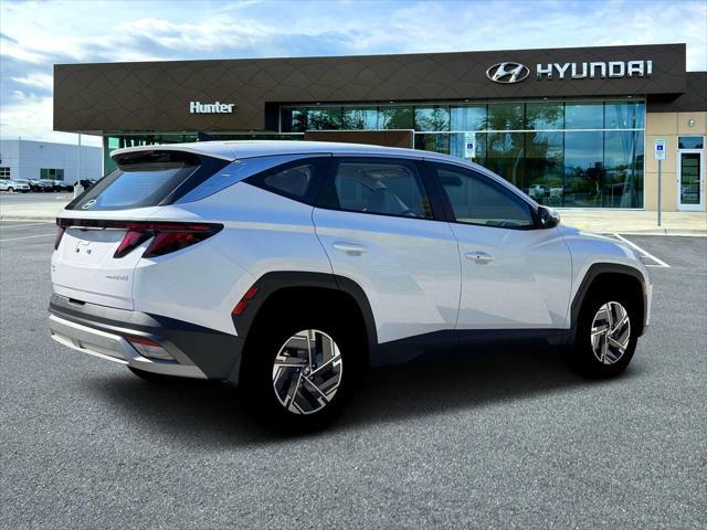 2026 Hyundai Tucson Hybrid Blue SE