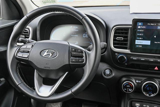 2025 Hyundai Venue SEL
