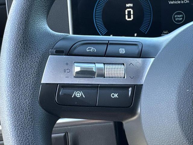 2025 Hyundai Santa Cruz SE
